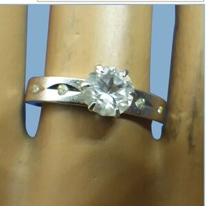 Karatclad 18k HGE Ladies Ring size 10